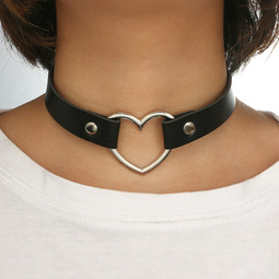 thumbnail of heart collar.jpg