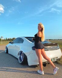 thumbnail of hellaflush.jpg