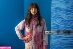 thumbnail of -malina-weissman_0214.jpg