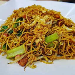 thumbnail of Hong-Kong-noodles-with-a-chopped-egg-on-top.jpg
