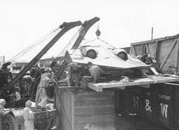 thumbnail of HortenHo229_unloading.jpg