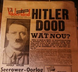 thumbnail of hilter dood.jpg