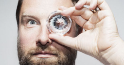 thumbnail of claude_vonstroke_one_eye.png