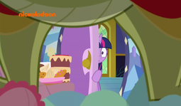 thumbnail of 1818380__safe_screencap_sludge+(dragon)_twilight+sparkle_father+knows+beast_spoiler-colon-s08e24_alicorn_cake_dragon_food_framed+by+legs_out+of+con.png