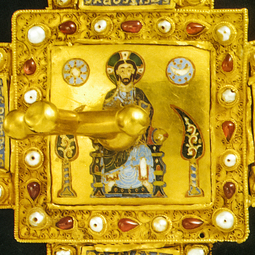 thumbnail of The_Latin_Pantokrator_on_the_top_of_the_Holy_Crown.jpg