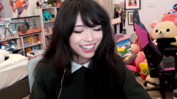 thumbnail of Emiru's Experience With ＂Spanking＂ [6KR5vYgrRZQ].webm