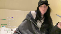 thumbnail of 1743214713212414.webm