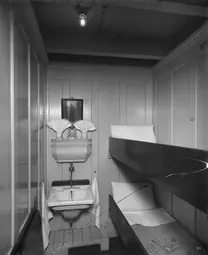 thumbnail of 3rd-class-cabin-rms-olympic-bl24990-053-18206555.webp