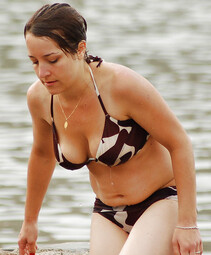 thumbnail of 76642354b0c8f3b3442.jpg