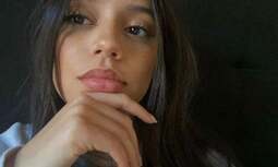 thumbnail of jenna-ortega-v0-53ai3tdikc1e1.jpg