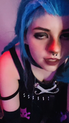 thumbnail of 7050543364730604806 the full fit + me cringing + ignore me not being centered I CANNOT SEE #jinx #arcane #jinxcosplay #arcanecosplay #theyhe #cosplay-264.mp4