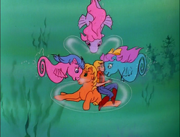 thumbnail of 1778890__safe_screencap_applejack+(g1)_megan+williams_sealight_seawinkle_wavedancer_rescue+at+midnight+castle_bubble_call+upon+the+sea+ponies_cropp.png