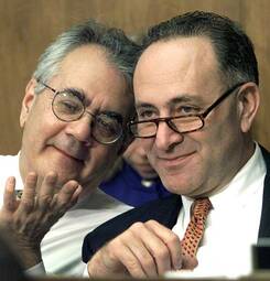 thumbnail of gettyimages-51634435 schumer frank.jpg