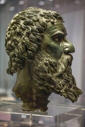 thumbnail of GgpMKZ1XgAAWY51.jpg