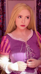 thumbnail of 7058376022604942639 😠 #rapunzel#cosplay#disney_264.mp4