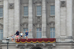 thumbnail of Prince_William_Family_Buckingham_Palace_Balconey_Jump.jpg