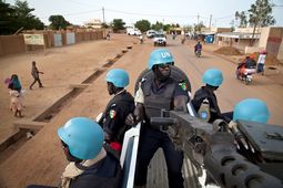 thumbnail of un-mali1.jpg