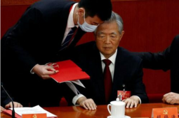 thumbnail of Screenshot 2022-10-22 at 20-09-37 Former China President Abruptly Escorted From Party Congress.png