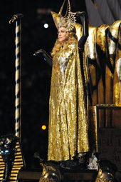 thumbnail of madonna_01_Posta_da_VIP.jpg