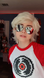 thumbnail of 955 [Dave Strider] (tight jeans).mp4