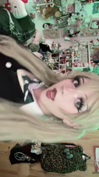 thumbnail of 7453601887548345633_264.mp4
