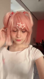 thumbnail of 7217544357862296838 troquei de celular e a camera é muito boa da pra ver meus poros-264.mp4