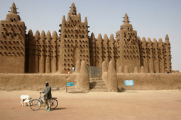 thumbnail of Djenne_great_mud_mosque.jpg
