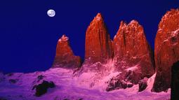 thumbnail of 2560x1440-357692-patagonia.jpg