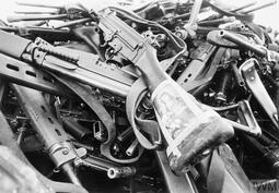 thumbnail of 39-33.jpg