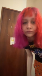 thumbnail of 7228751774138600709 olha la quem pintou o cabelo hahahaha-264.mp4