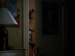 thumbnail of lauren holly Picket-Fences-S01E14.webm