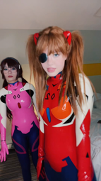 thumbnail of 7183486615900359982 Me and Mari bar @_nineiota #evangelion #asukacosplay #marimakinami #asukalangley #latex.mp4