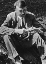 thumbnail of hitler smoko.jpg