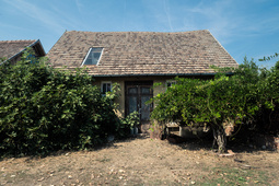 thumbnail of robin-sperling-house.jpg