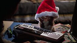 thumbnail of gremlins_santa.jpg