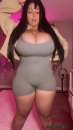 thumbnail of 1744038863250670.webm