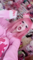 thumbnail of 7467708355780365600_264.mp4