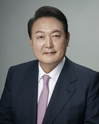 thumbnail of South_Korea_President_Yoon_Suk_Yeol_portrait.jpg