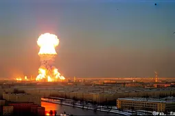 thumbnail of Nuclear_explosion_in_Moscow%2C_2000.webp