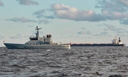 thumbnail of Yi Peng 3 with Danish naval patrol vessel.jpg