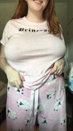thumbnail of 1743369703682902.webm